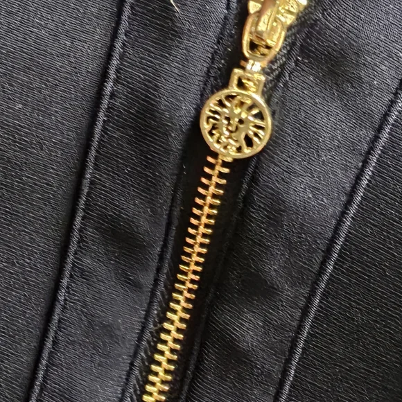 Anne Klein Navy Top with Gold Accents - Picture 2 of 3